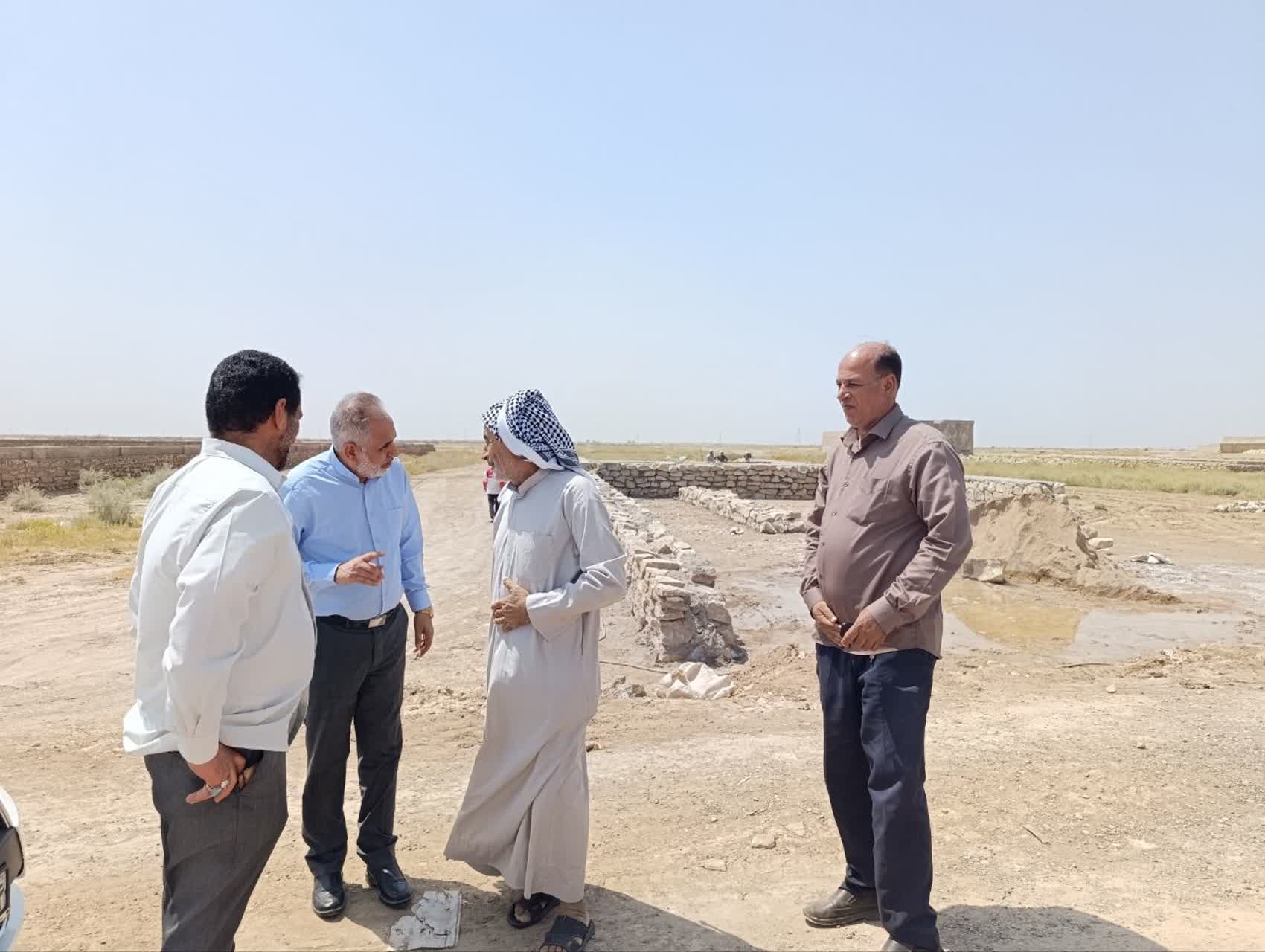 بازدید مهندس على طرفي شهردار بستان از منطقه جدیدالاحداث تفکیکی سیاحی بازدید به عمل آوردندو قول مساعد و پیگیری جهت حل مشکلات ساکنین آن منطقه را دادند.