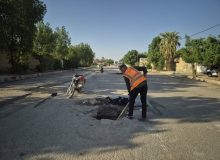لایروبی خیابان ۲۴ متری جهت دفع آبهای سطحی
